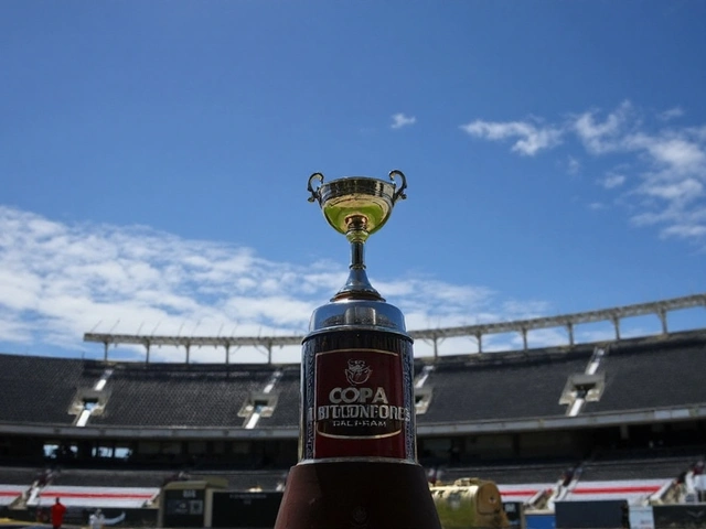 Copa Libertadores 2025: Palmeiras domina o River em Buenos Aires e Racing vence o Vélez fora